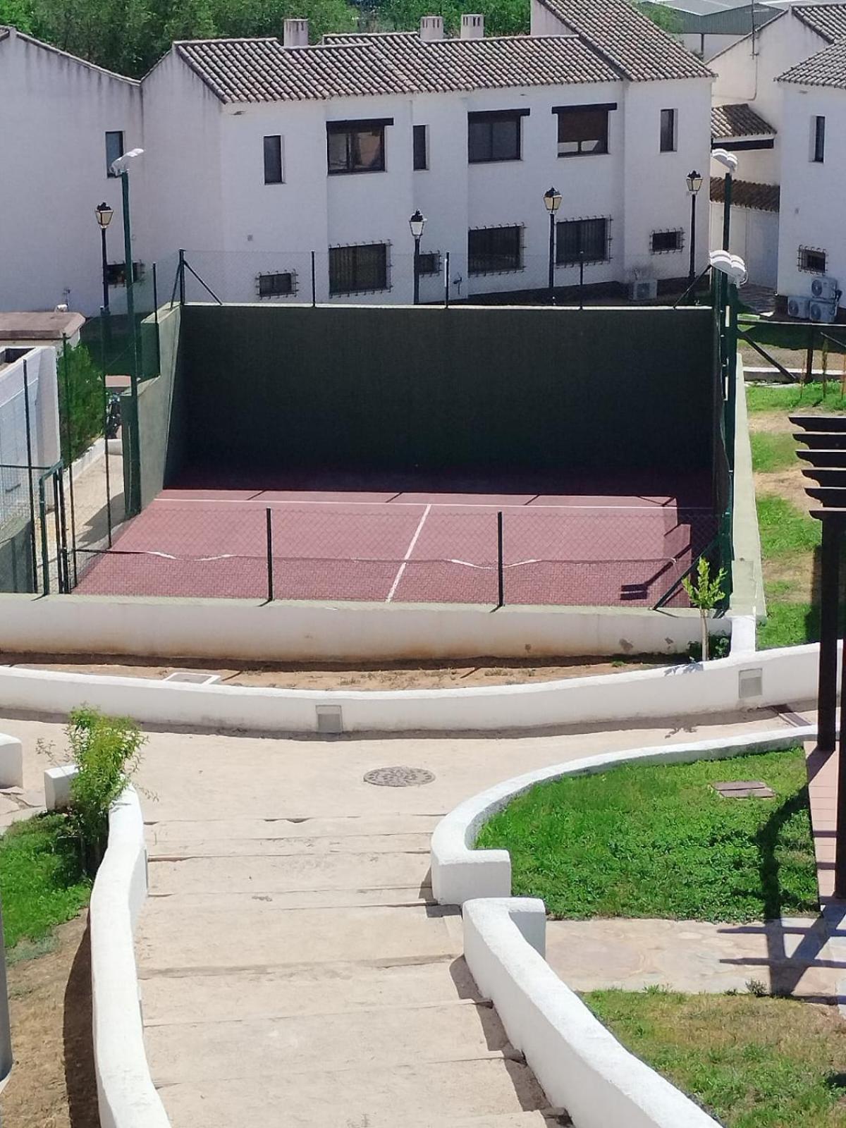 Suite En Sierramagna, Piscina Abierta El Ronquillo Exterior foto